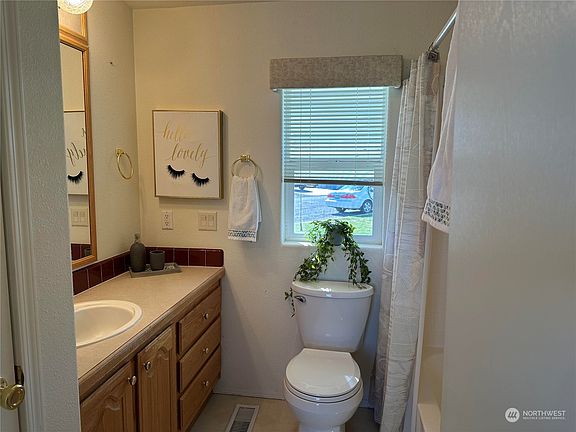 4th image of 17693 Rd 5 NW #26