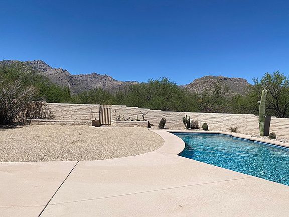 2nd image of 7975 E Maguey Dr
