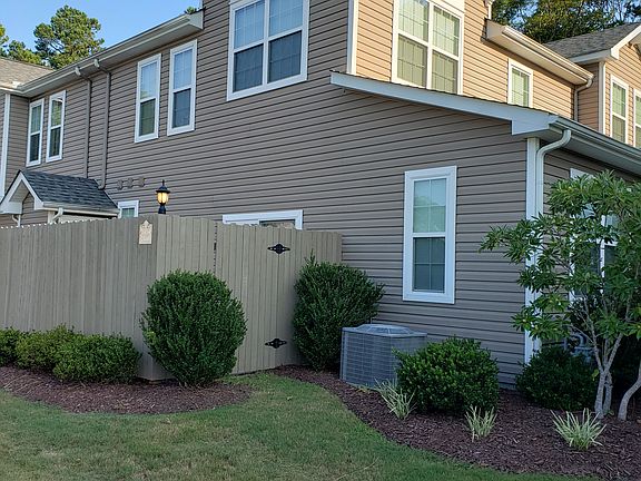 2nd image of 2448 Leytonstone Dr