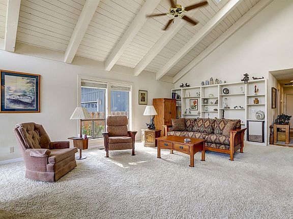 5th image of 18841 Lake Forest Dr
