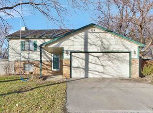 327 S Anderson Ave, Kechi, KS 67067