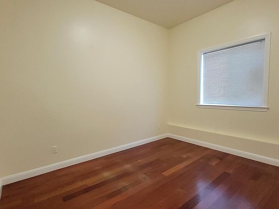 3rd image of 1 Sargent St