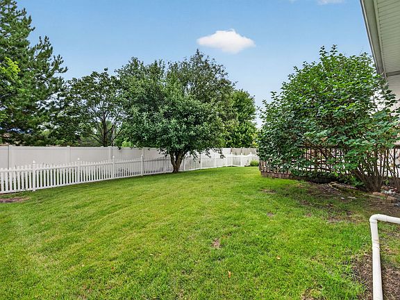 3rd image of 4711 Mallard Ln