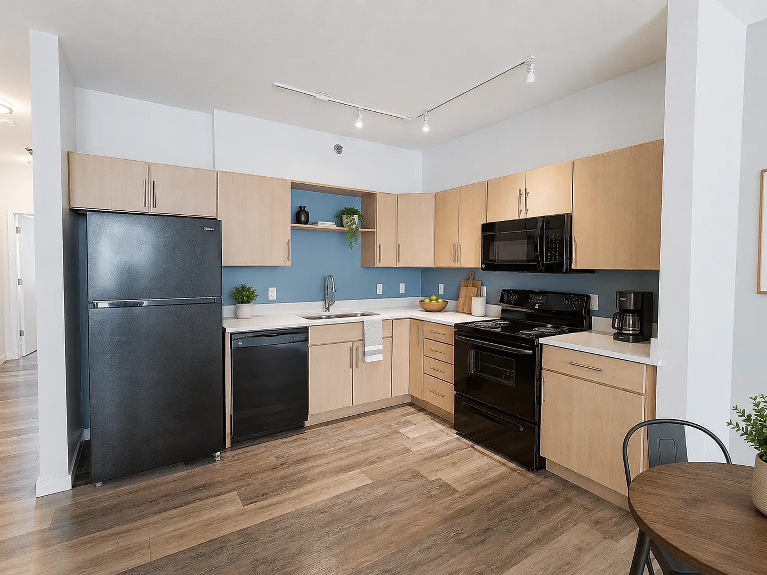 River Rock Apartments — Photo 3