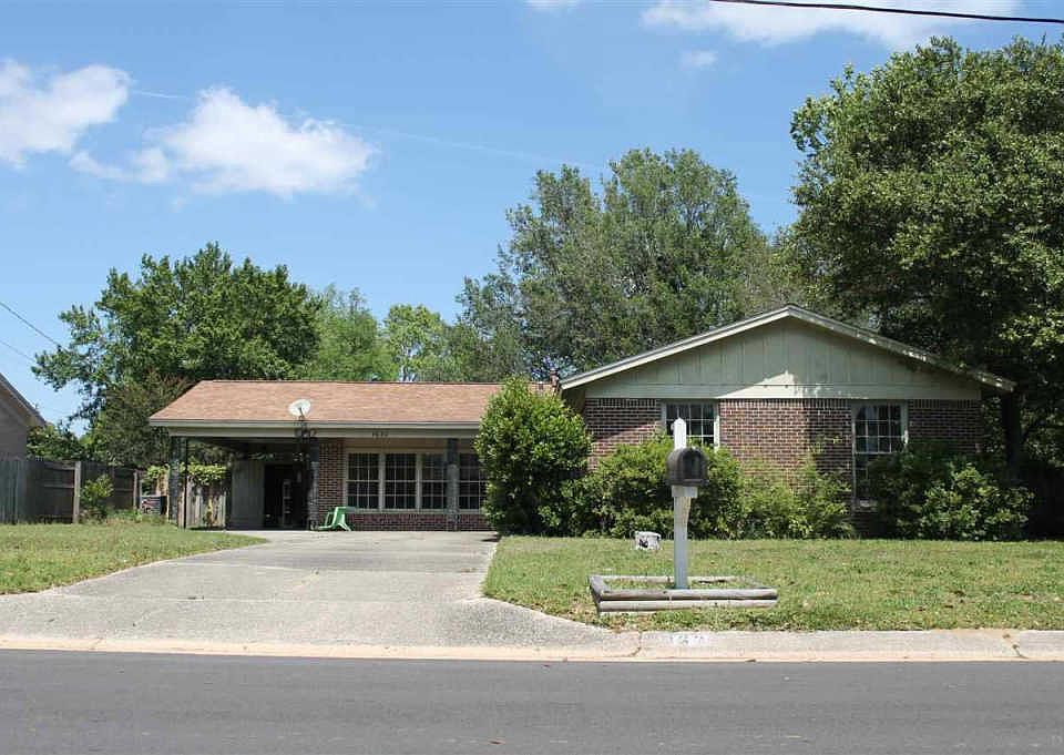 1st image of 3620 Swan Ln