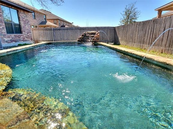 2nd image of 10220 English Oak Dr