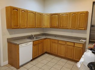 223 S 7th St, Newark, NJ 07103