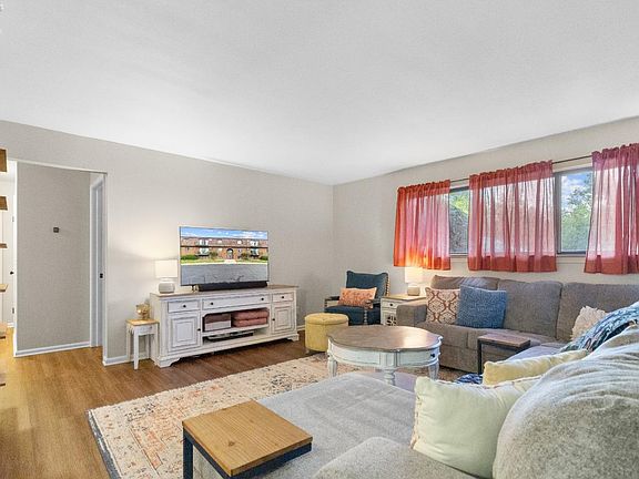 4th image of 119 Stonyridge Dr APT 103
