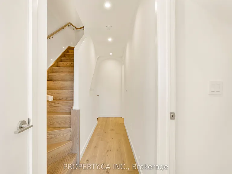 301 Keele St #2 — Photo 13