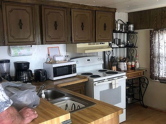 4th image of 11222 Crescent Lake Dr