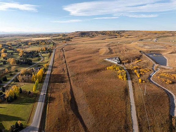 3rd image of Lower Springbank Rd