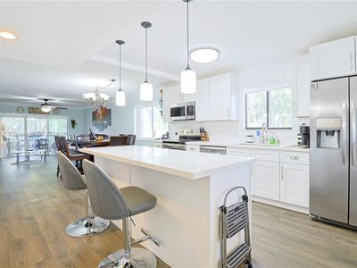 408 Lakeview Dr APT 204, Weston, FL, 33326