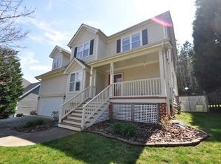 1103 Haughton Green Ct, Apex, NC 27502