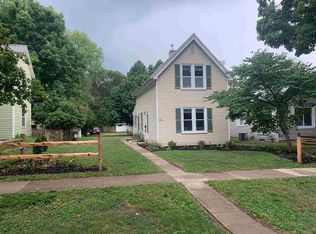 927 E Davenport St, Iowa City, IA 52245