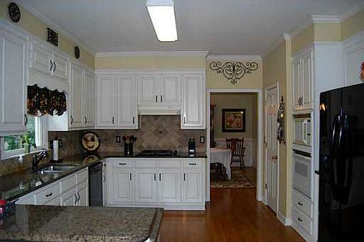 5th image of 755 Barongate Dr