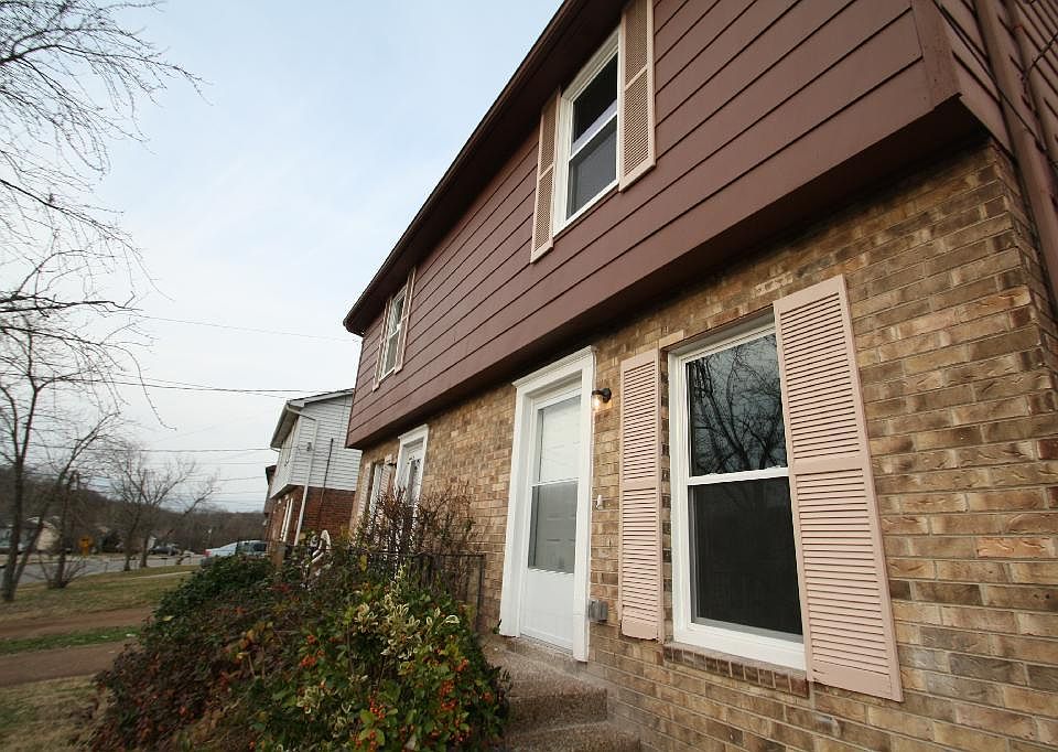 2nd image of 2693 Old Matthews Rd