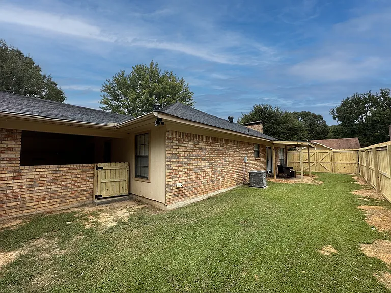 5805 Sidney Dr #A-1 — Photo 23