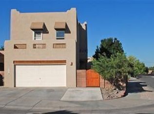 4800 Sun Cove Rd NE, Albuquerque, NM 87110