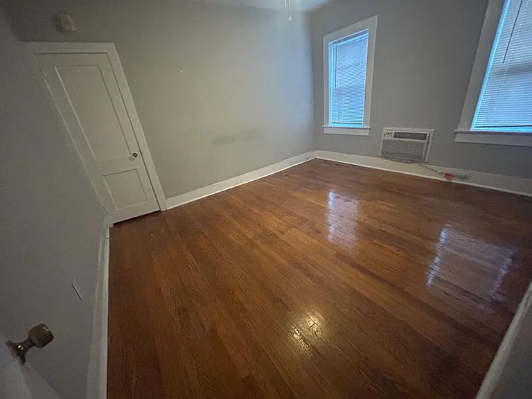 2254 Bryn Mawr Ave #3B — Photo 7