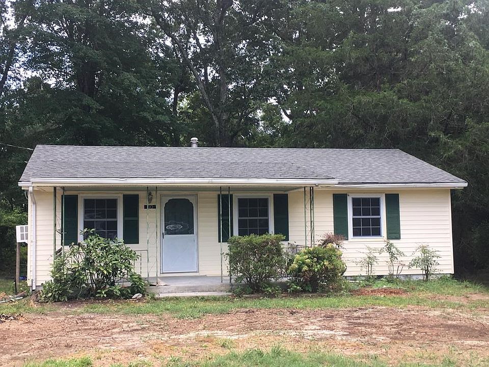 1st image of 60 Elm Hill Dr