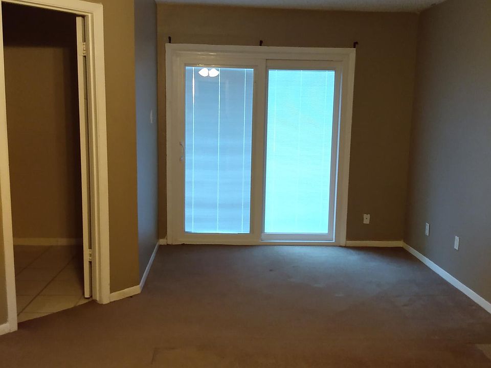 1st image of 30318 Thorsby Dr