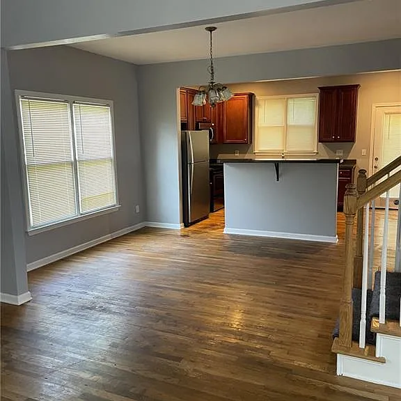 15 Ollie St NW — Photo 11