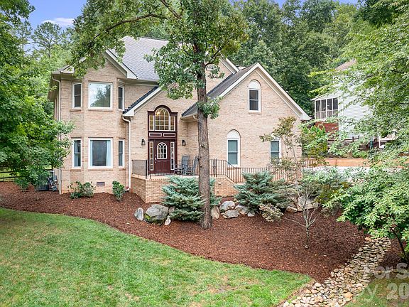 2nd image of 7048 Mariners Ct