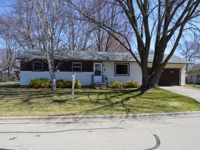 215 N 7th Ave, Winneconne, WI, 54986