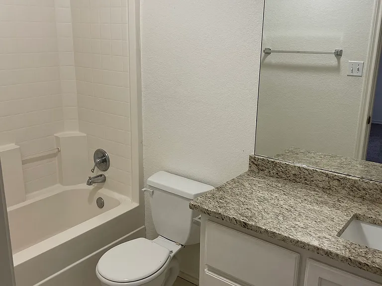 308 Kathy Ln — Photo 10