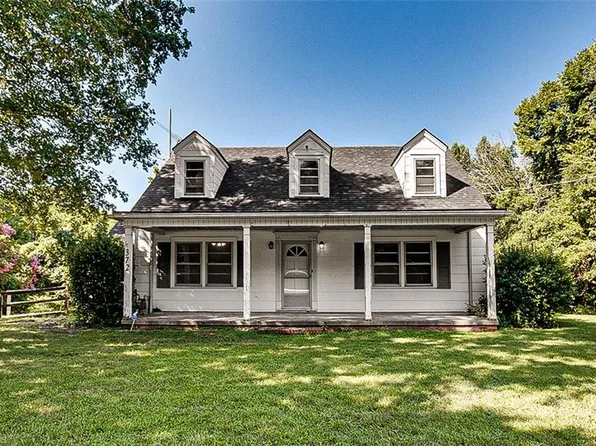 372 State Highway 42 N, Asheboro, NC 27205