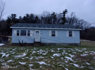 226 Veeder Rd, Fonda, NY 12068