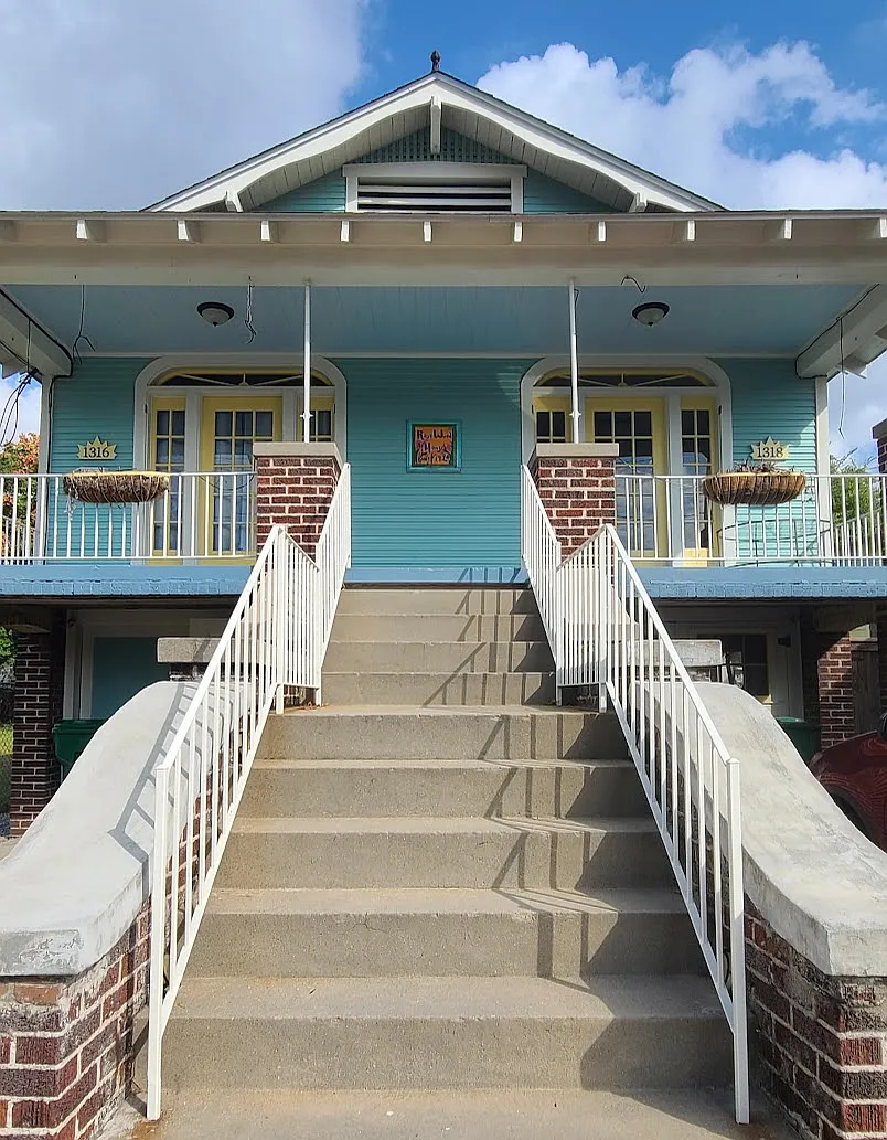 2 bed, 1000 sqft, $2,000 — Photo 2