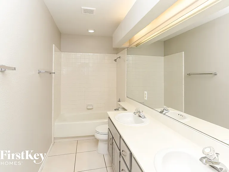 4421 Inez Dr — Photo 14