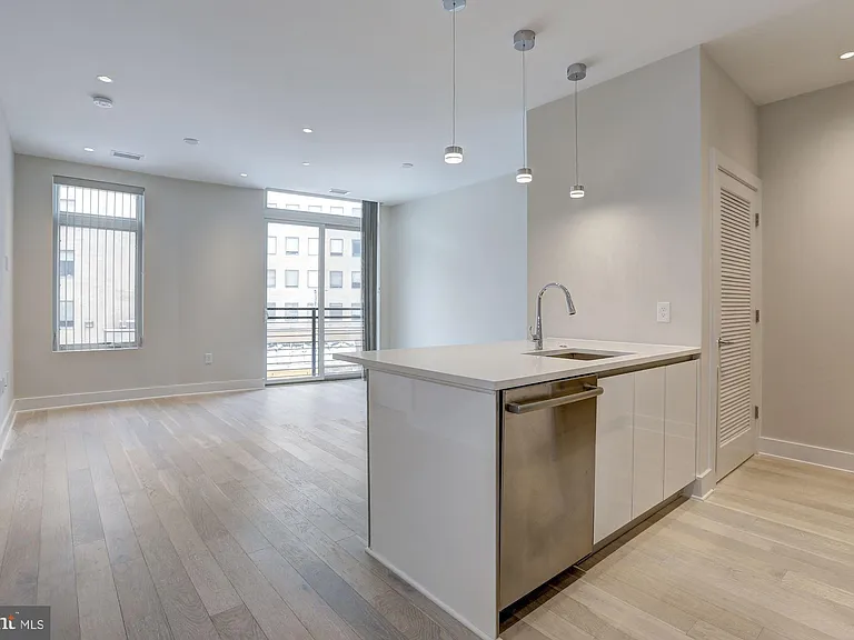 1745 N St NW #302 — Photo 3
