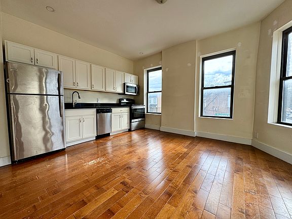 2nd image of 657 Flushing Ave #1