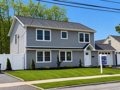 36 William Street, Copiague, NY, 11726
