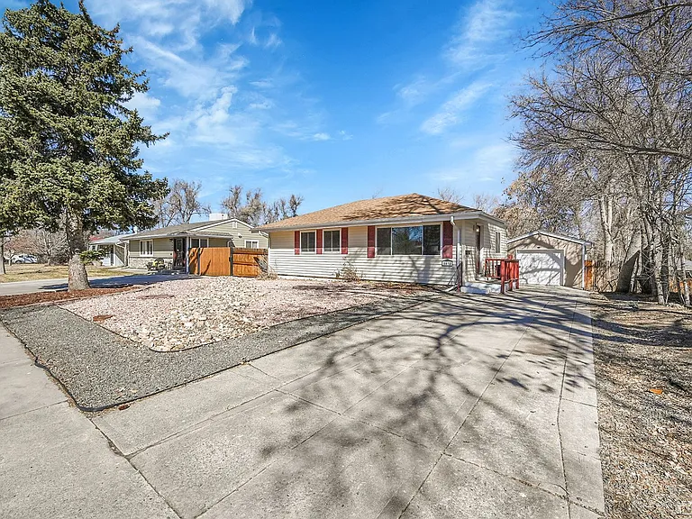 5635 E Nebraska Way — Photo 3