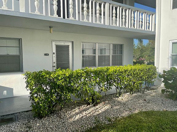 2nd image of 140 Windsor Dr