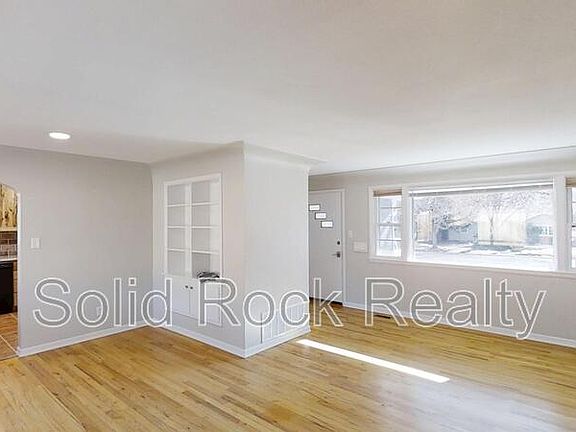 2nd image of 3012 W Saint Vrain St