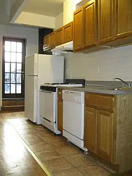 Rented by Tower Brokerage