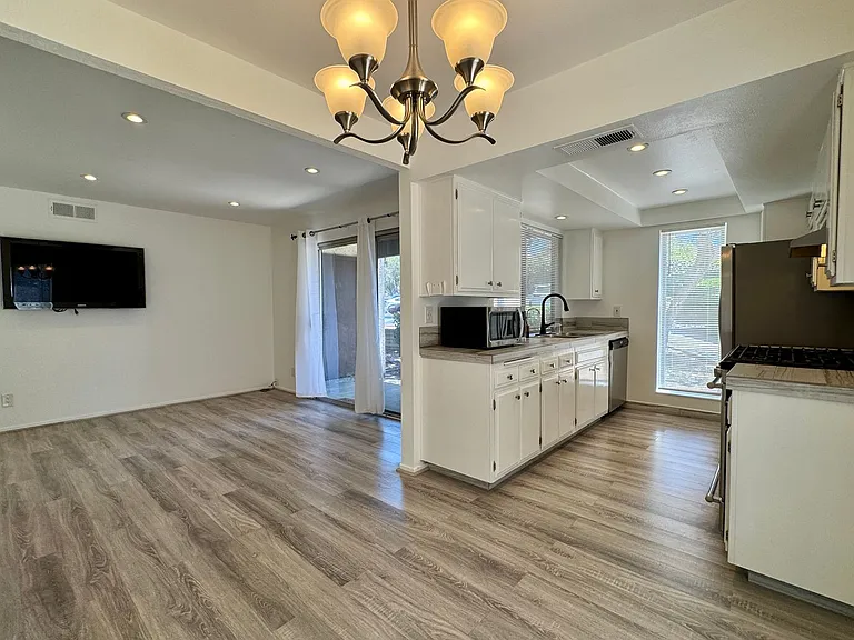 6878 Navajo Rd #25 — Photo 15