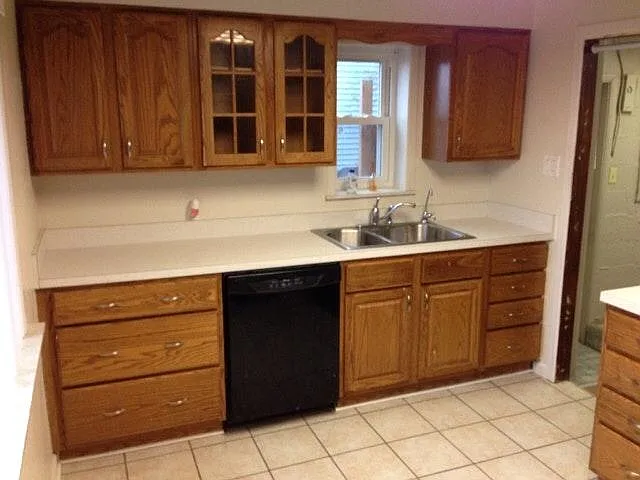 2 bed, 1.5 bath, 969 sqft, $1,650 — Photo 2