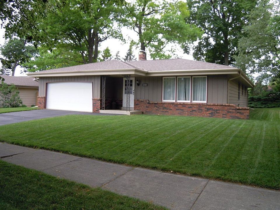 1st image of 1722 Indianwood Ln