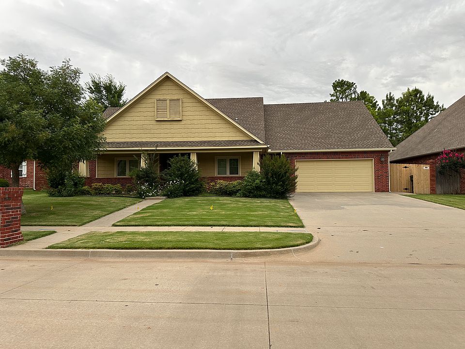 1st image of 2709 Belmont Dr