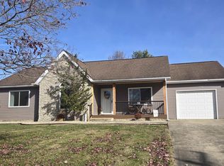 1837 S Knightridge Rd, Bloomington, IN 47401