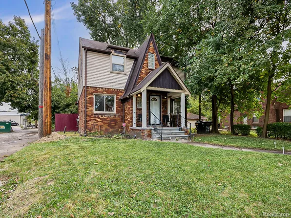 16888 Huntington Rd, Detroit, MI 48219