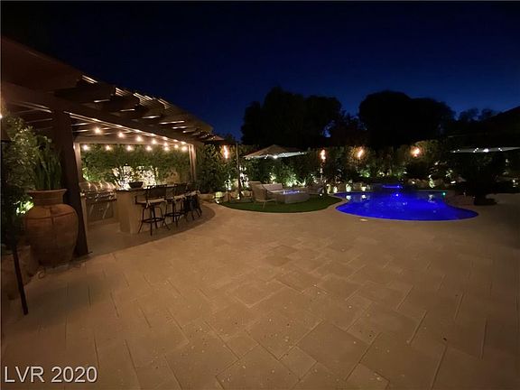 4th image of 9429 Garnet Crown Ave