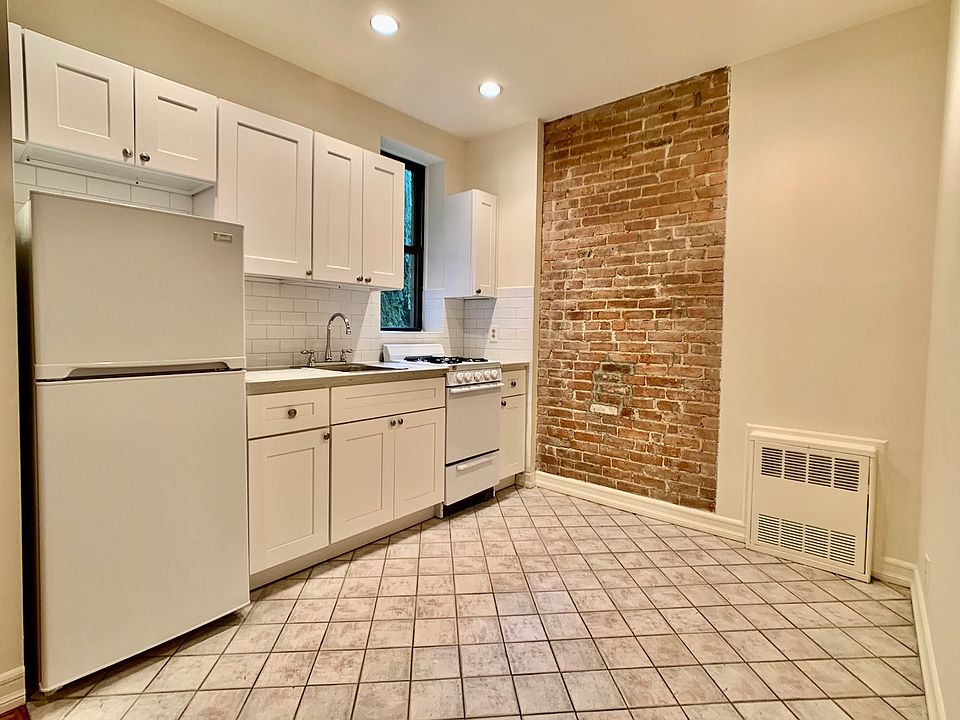 1st image of 437 W 44th St APT 3FE