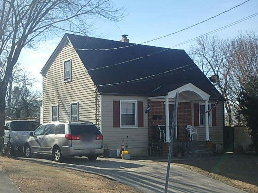 2nd image of 2810 Urbana Dr