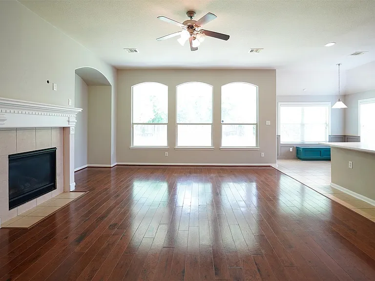 28038 Emma Gardens Ln — Photo 6